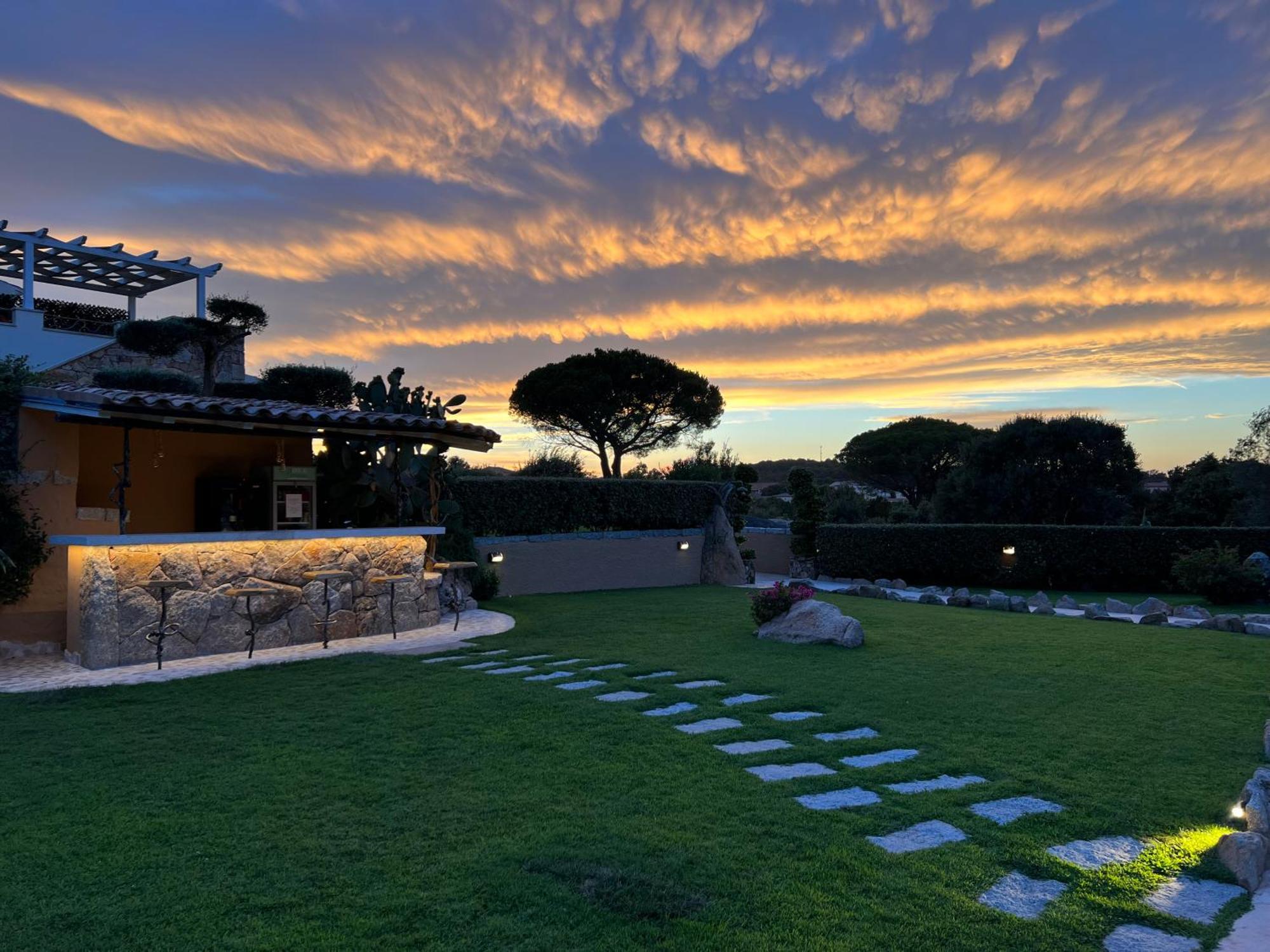 Antica Fonte Holiday Homes San Pantaleo Exterior foto