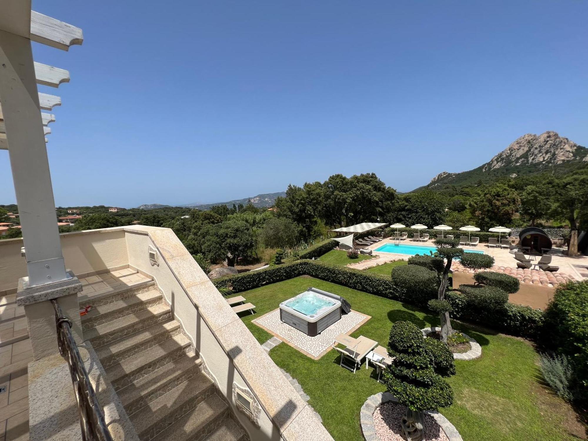Antica Fonte Holiday Homes San Pantaleo Exterior foto