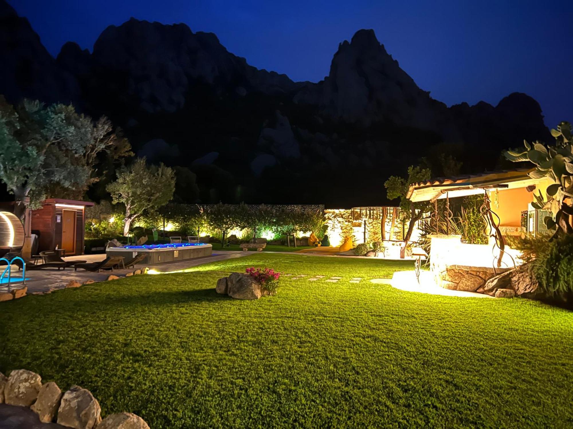 Antica Fonte Holiday Homes San Pantaleo Exterior foto