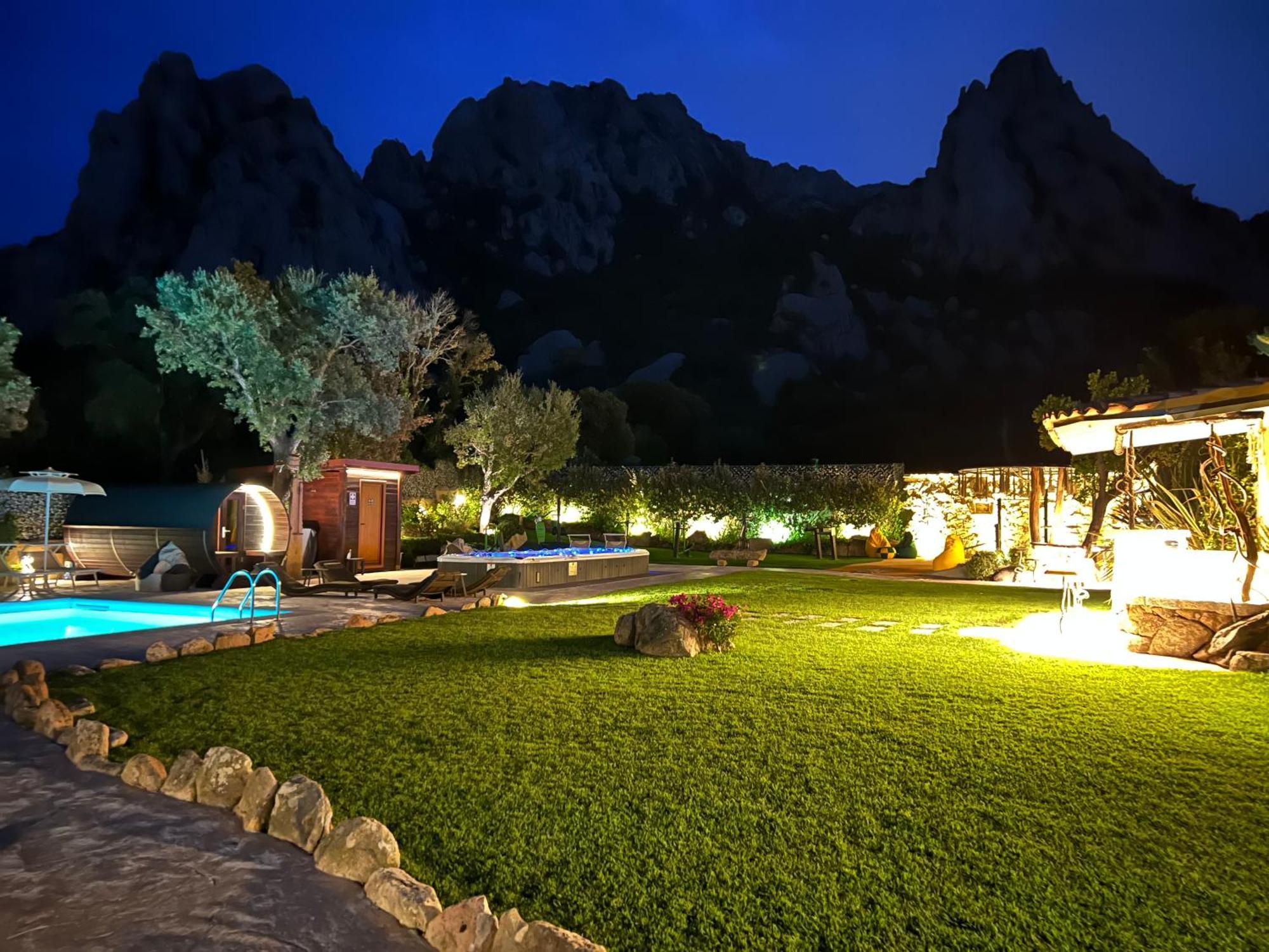Antica Fonte Holiday Homes San Pantaleo Exterior foto
