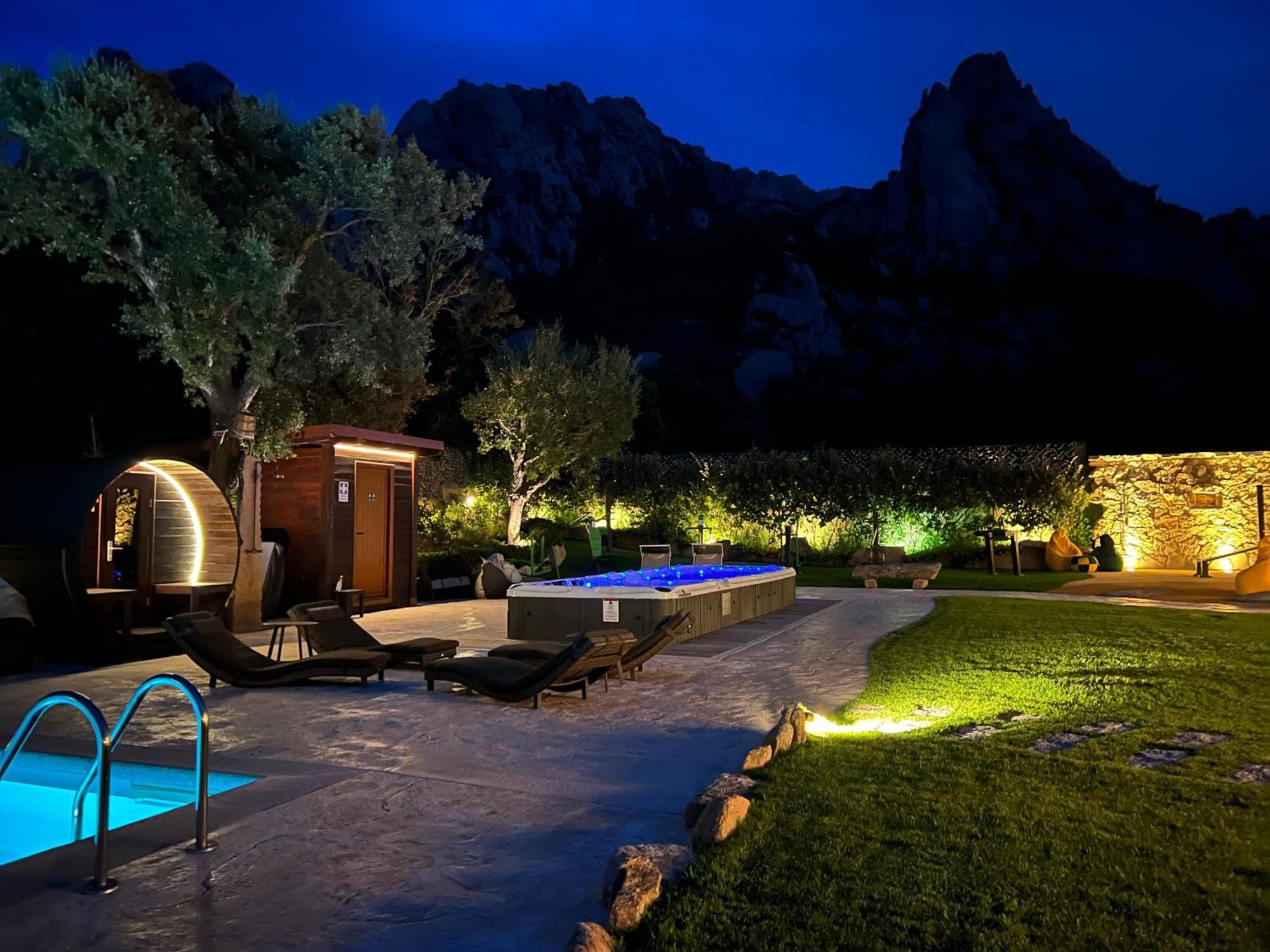 Antica Fonte Holiday Homes San Pantaleo Exterior foto