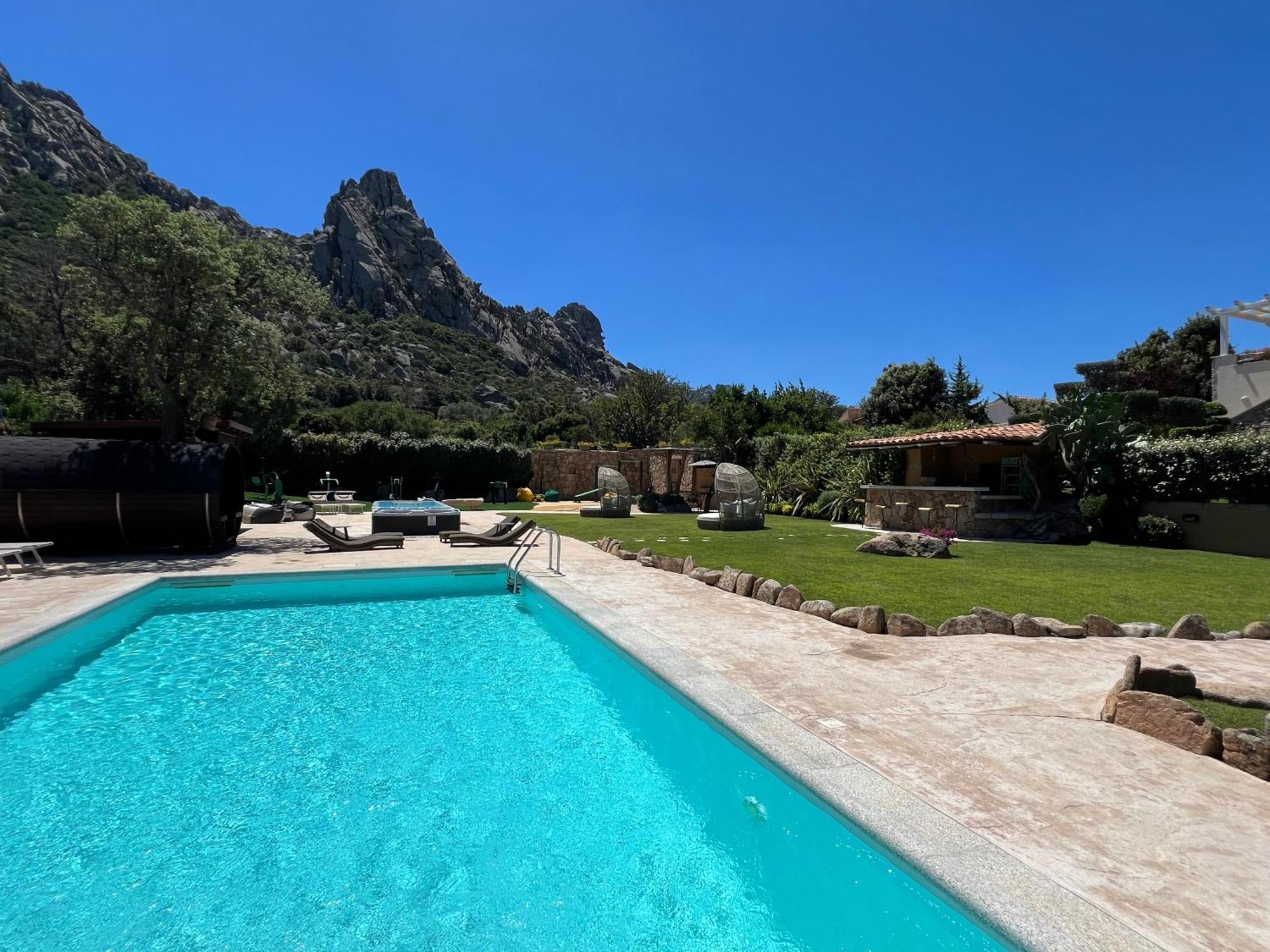 Antica Fonte Holiday Homes San Pantaleo Exterior foto