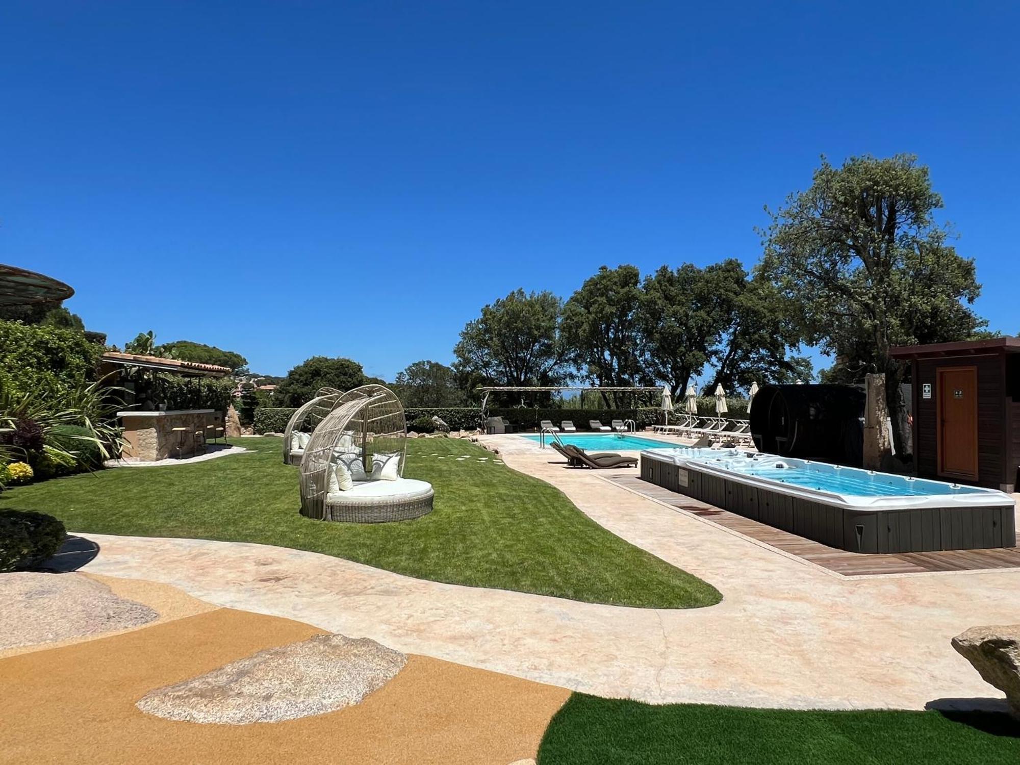Antica Fonte Holiday Homes San Pantaleo Exterior foto