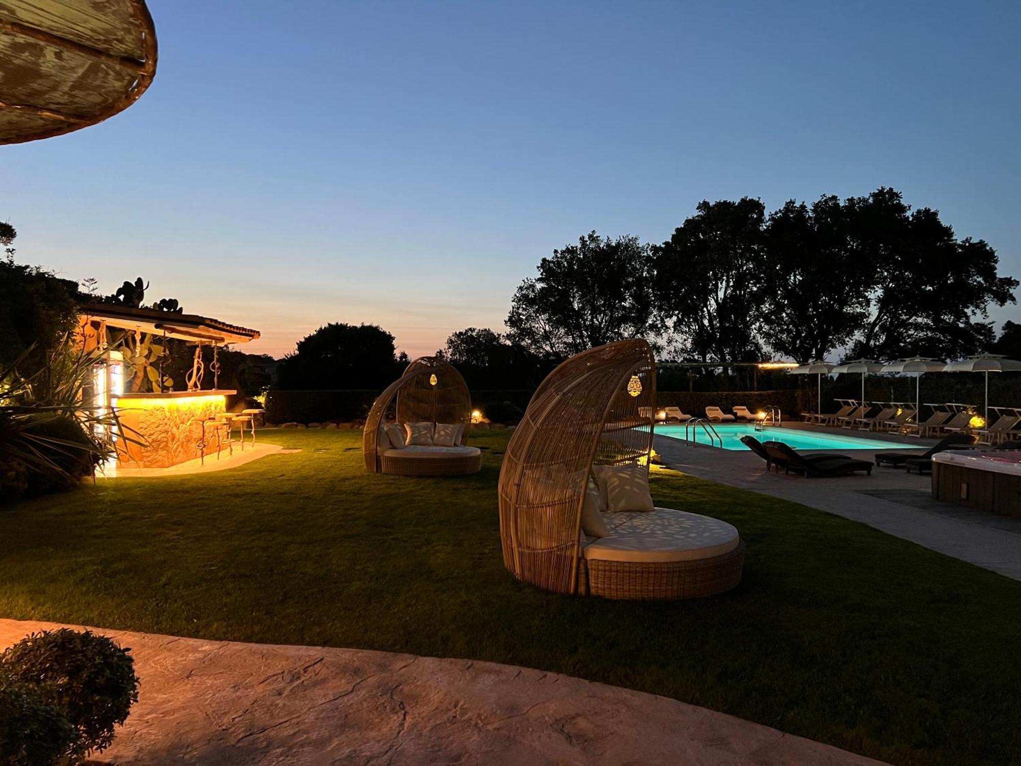 Antica Fonte Holiday Homes San Pantaleo Exterior foto